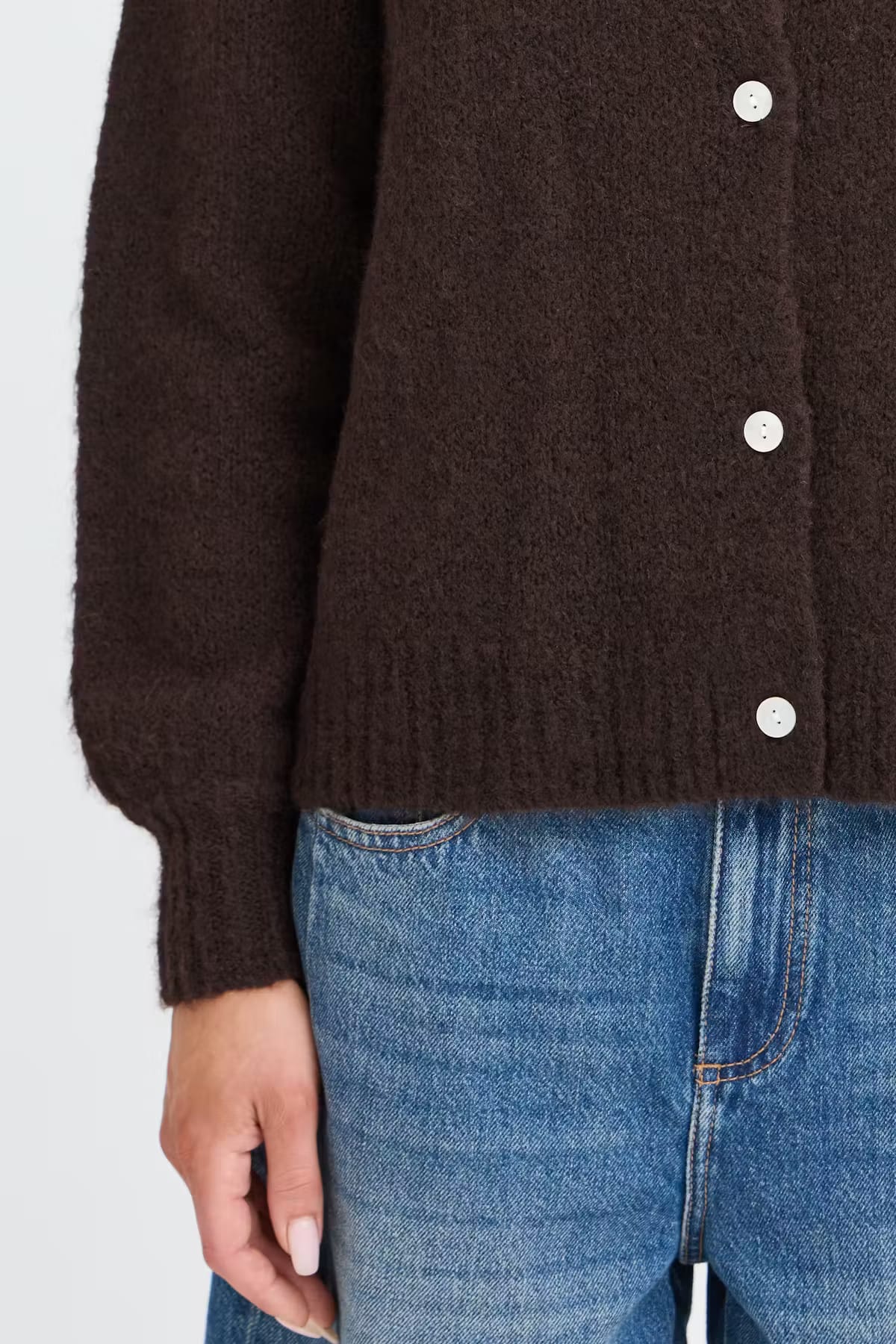 BYOTIA Cardigan B.Young