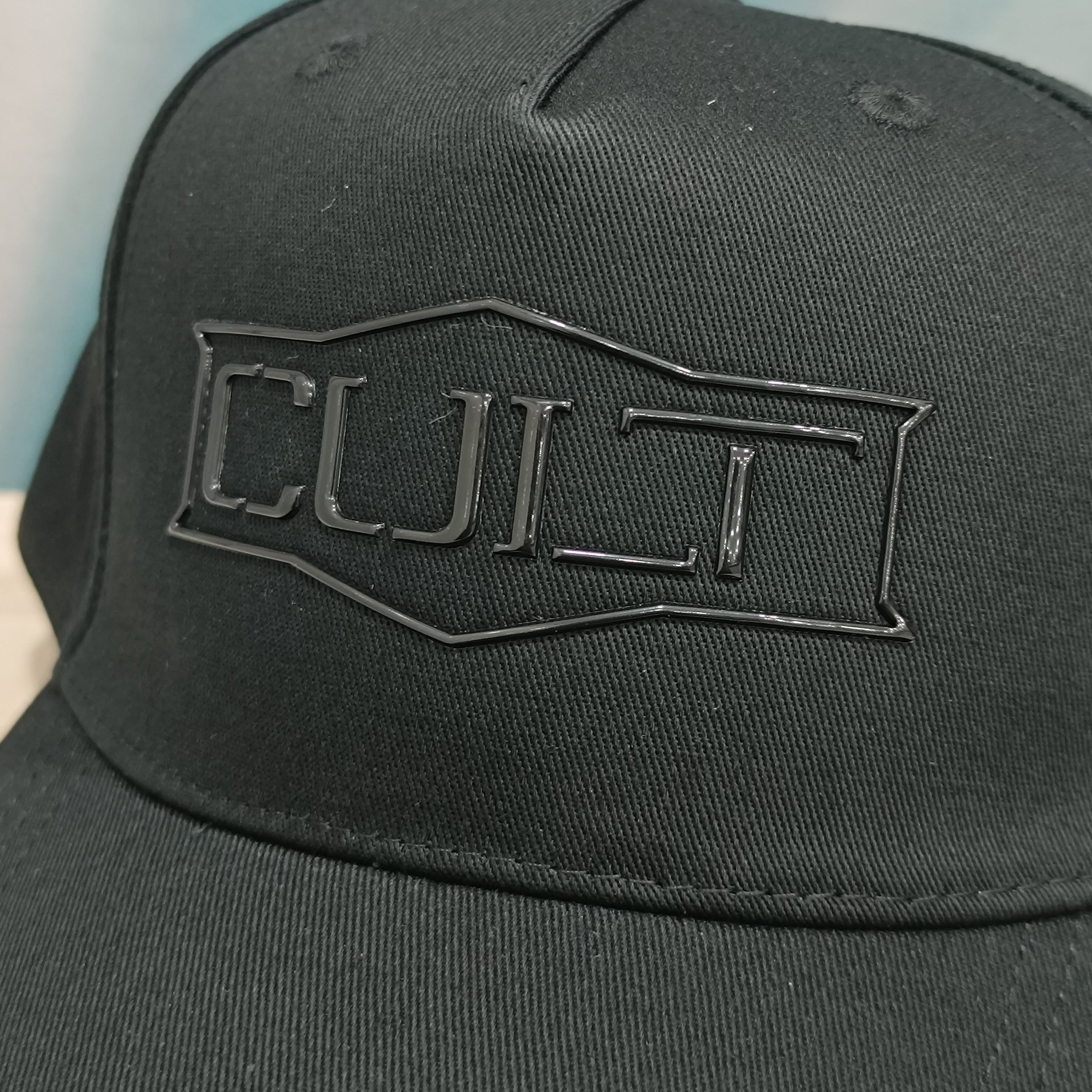 BASEBALL CAP CULT