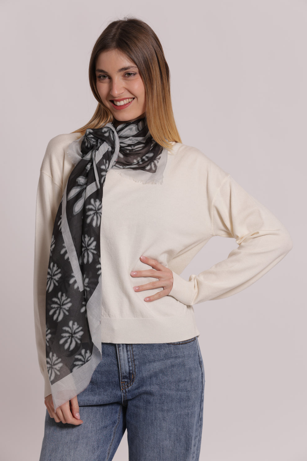 FOULARD FLOWER BOTTOM (135X135 cm) MIMI-MUA