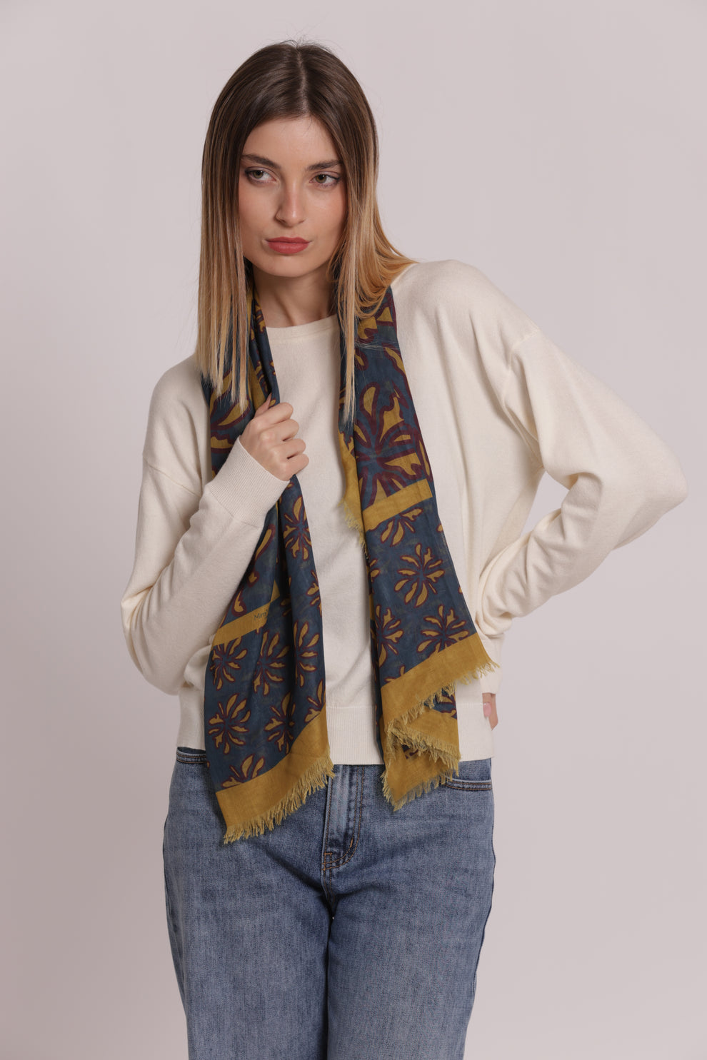 FOULARD FLOWER BOTTOM (135X135 cm) MIMI-MUA