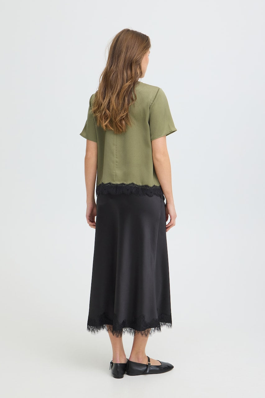 Blusa B.Young